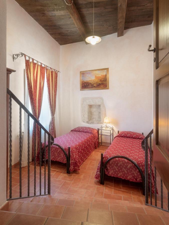 Vila Castello Di Pupaggi Sellano Exteriér fotografie